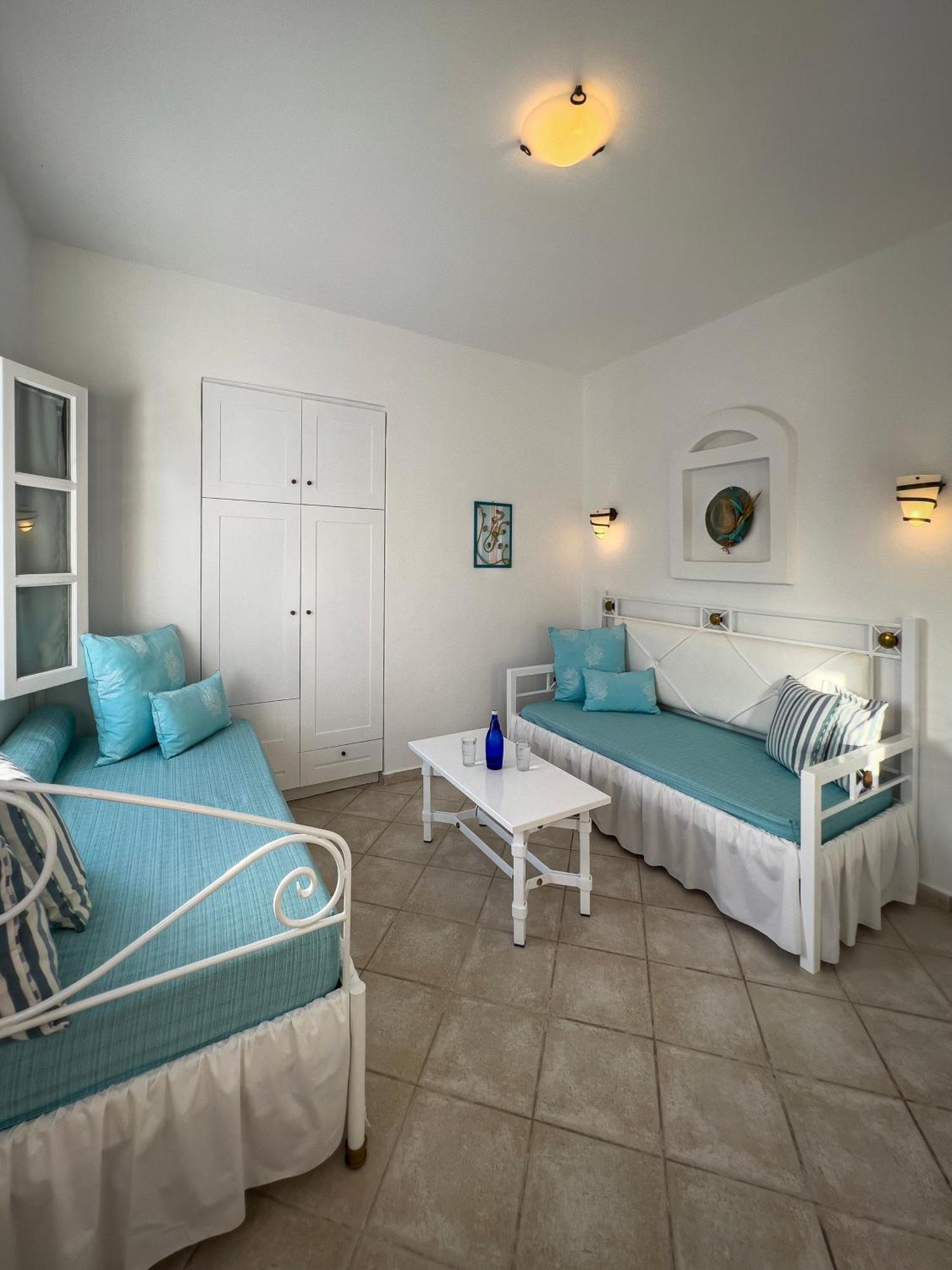 Chora Resort Hotel & Spa Folegandros Town Экстерьер фото