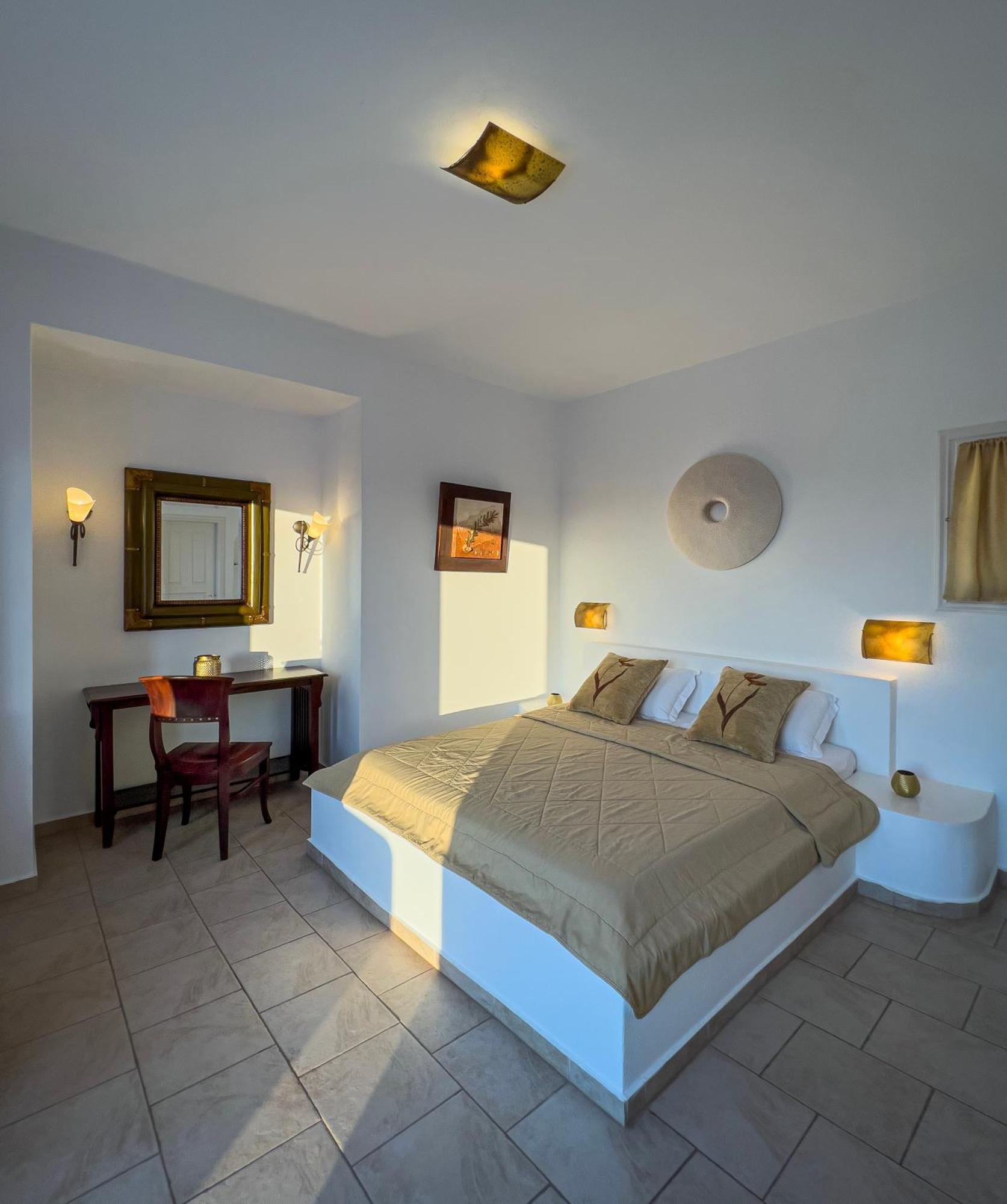 Chora Resort Hotel & Spa Folegandros Town Экстерьер фото